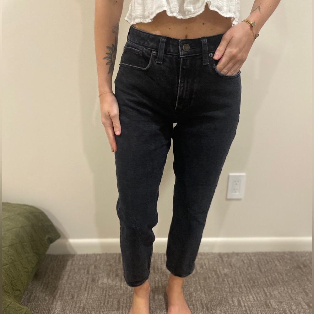 Abercrombie black high rise jean